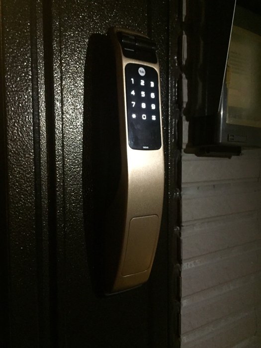 Khóa vân tay Yale YMG 40 Khóa vân tay Yale YMG 40