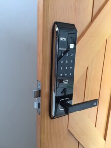 Lap Dat Khóa vân tay EPIC EF 8000L