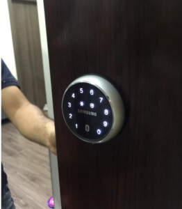 Lap Dat Khóa cửa thông minh Samsung SHP-DS705