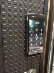 Lap Dat Khóa điện tử Milre Mi 480S