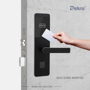 Khóa thẻ từ khách sạn Deluns