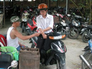 Tích hợp thẻ gửi xe vào thẻ sinh viên